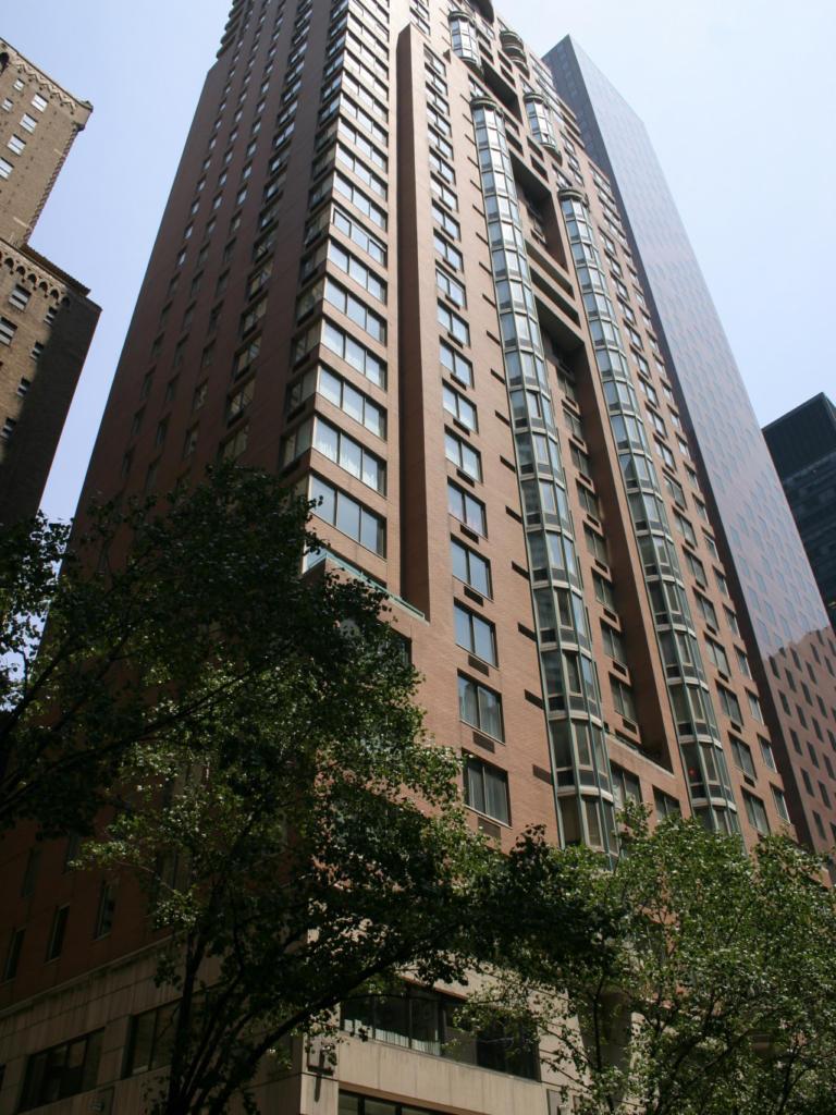 Club at Turtle Bay 236 East 47th Street Turtle Bay condos for sale